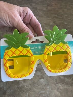 Novelty Pineapple Kids Sunglasses - Yellow